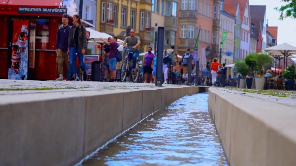During the summer you'll see children and pups playing in this tiny waterway in the marktplatz. Enjoy your gelato and let the kids splash!