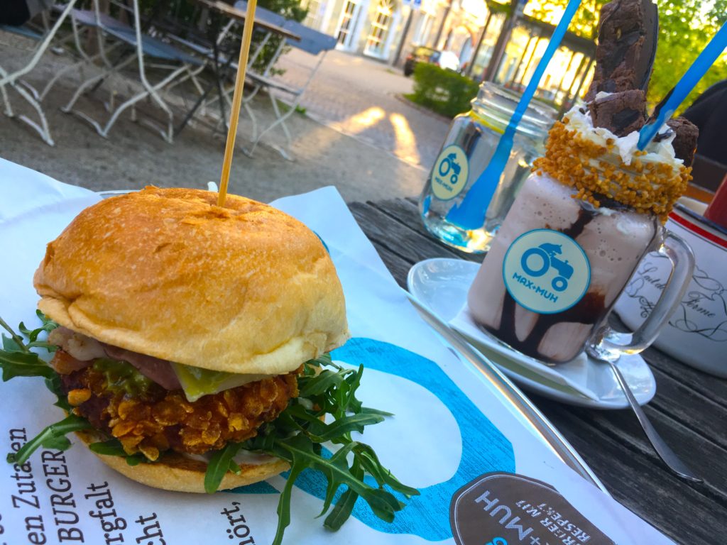Fried Chicken burger and milkshake at Max + Muh restaurant