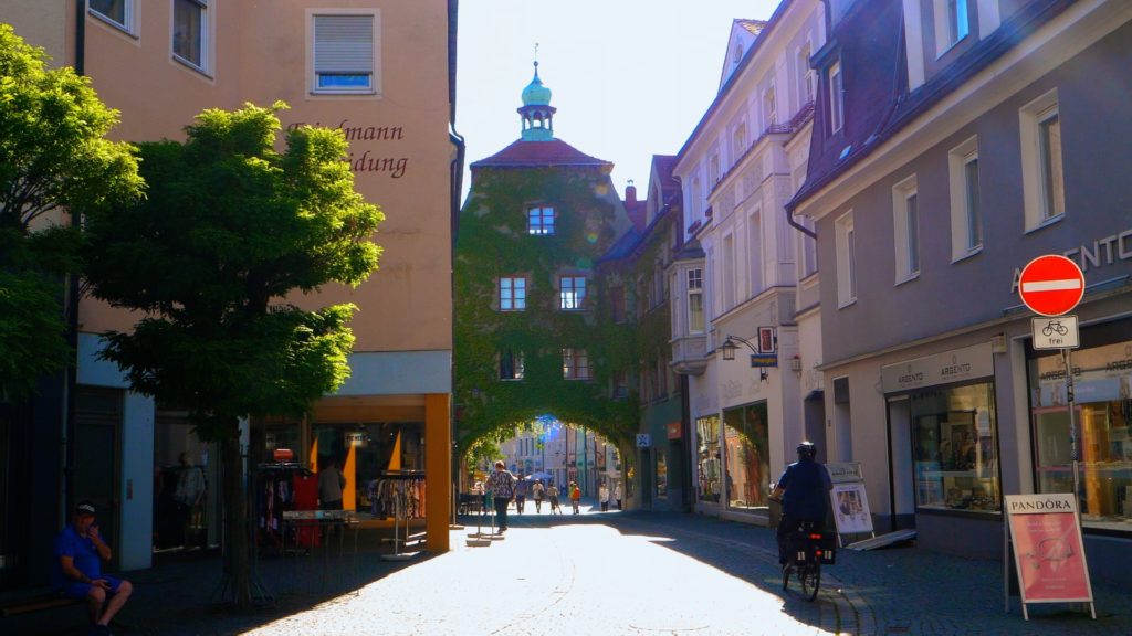 Popular entrance to the weiden city center