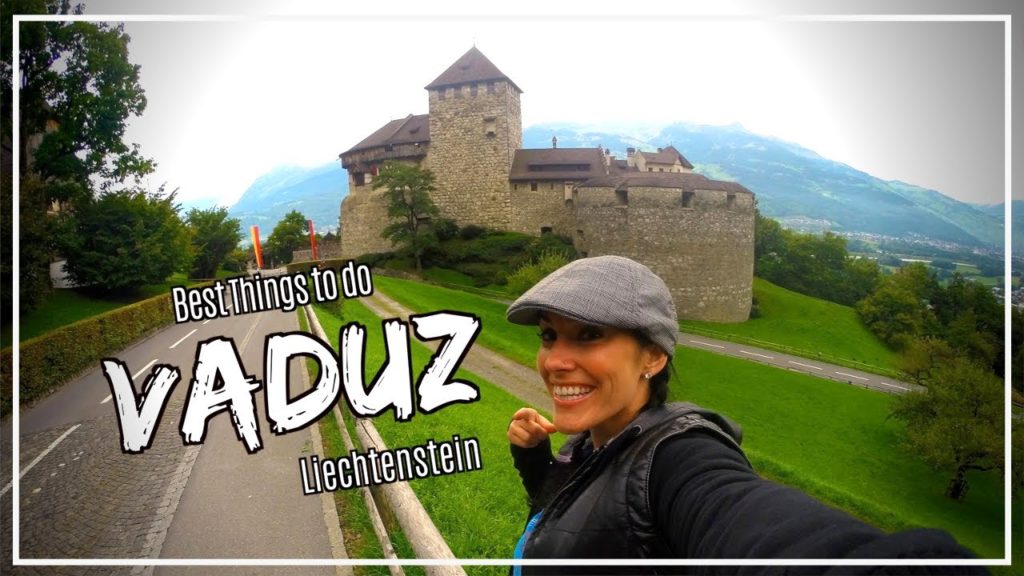 selfie in front of vaduz castle